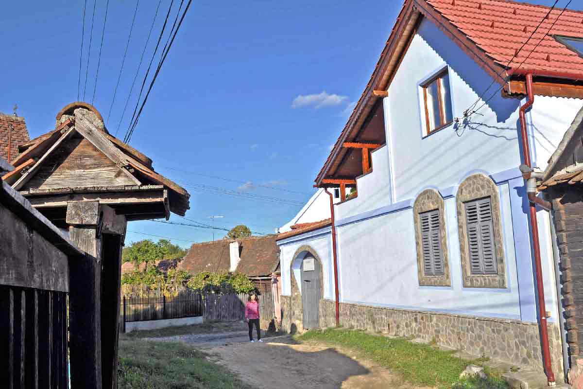 transylvania country house rental home | carpathian hiking transylvania