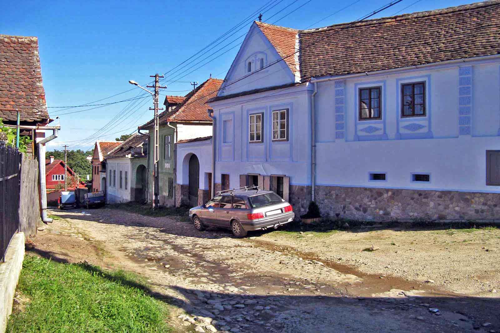 romania self catering holiday cottages to rent for 2-3 people